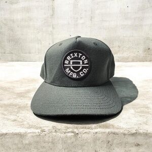 BRIXTON MFG CO. Charcoal Black Snap Back Cap